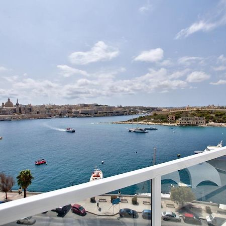 Ferienwohnung Sliema Duplex Penthouse With Sea Views & Private Terrace By Shortletsmalta Exterior foto