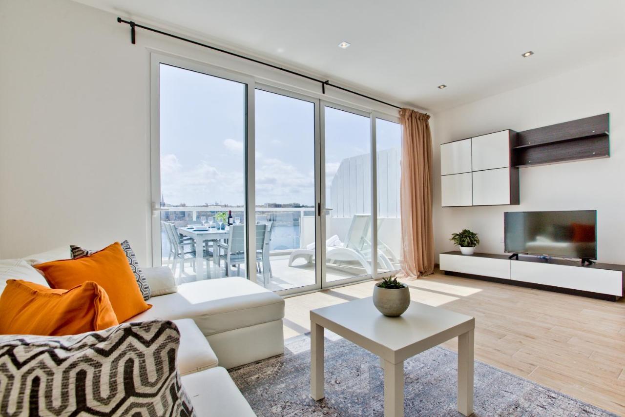 Ferienwohnung Sliema Duplex Penthouse With Sea Views & Private Terrace By Shortletsmalta Exterior foto