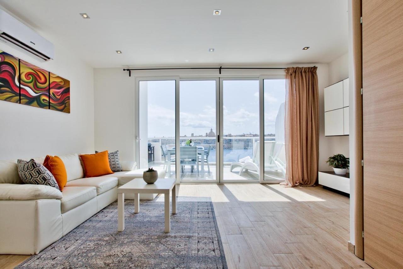 Ferienwohnung Sliema Duplex Penthouse With Sea Views & Private Terrace By Shortletsmalta Exterior foto