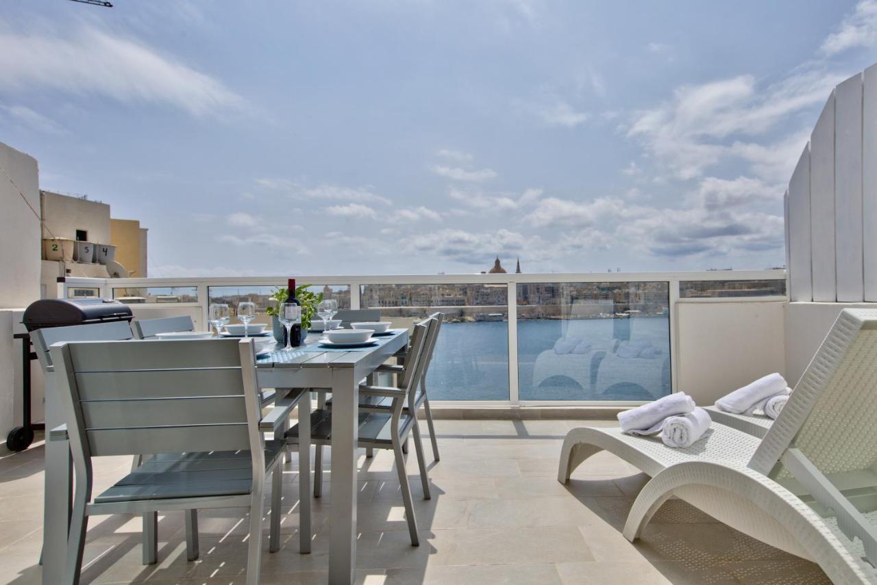 Ferienwohnung Sliema Duplex Penthouse With Sea Views & Private Terrace By Shortletsmalta Exterior foto