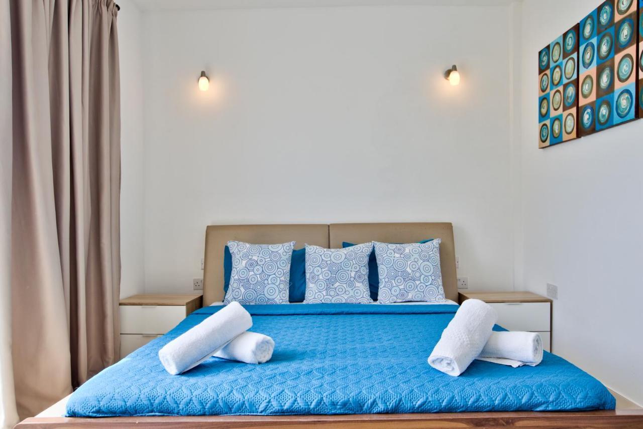 Ferienwohnung Sliema Duplex Penthouse With Sea Views & Private Terrace By Shortletsmalta Exterior foto