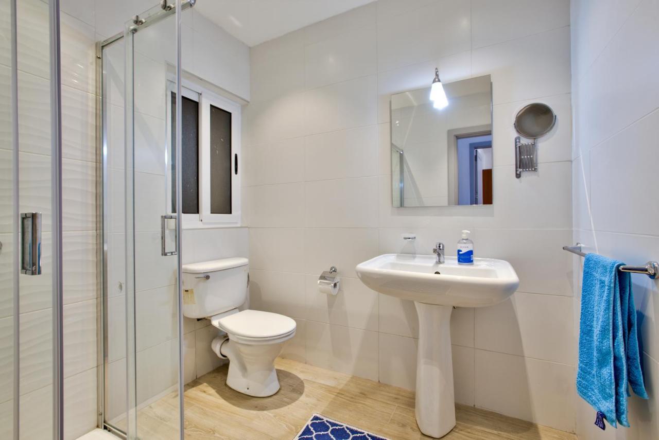 Ferienwohnung Sliema Duplex Penthouse With Sea Views & Private Terrace By Shortletsmalta Exterior foto